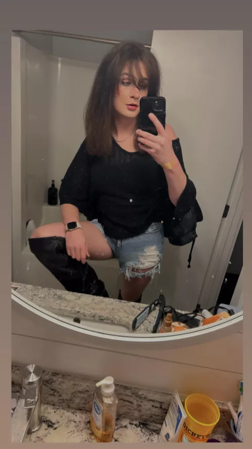 new boot goofin 💛