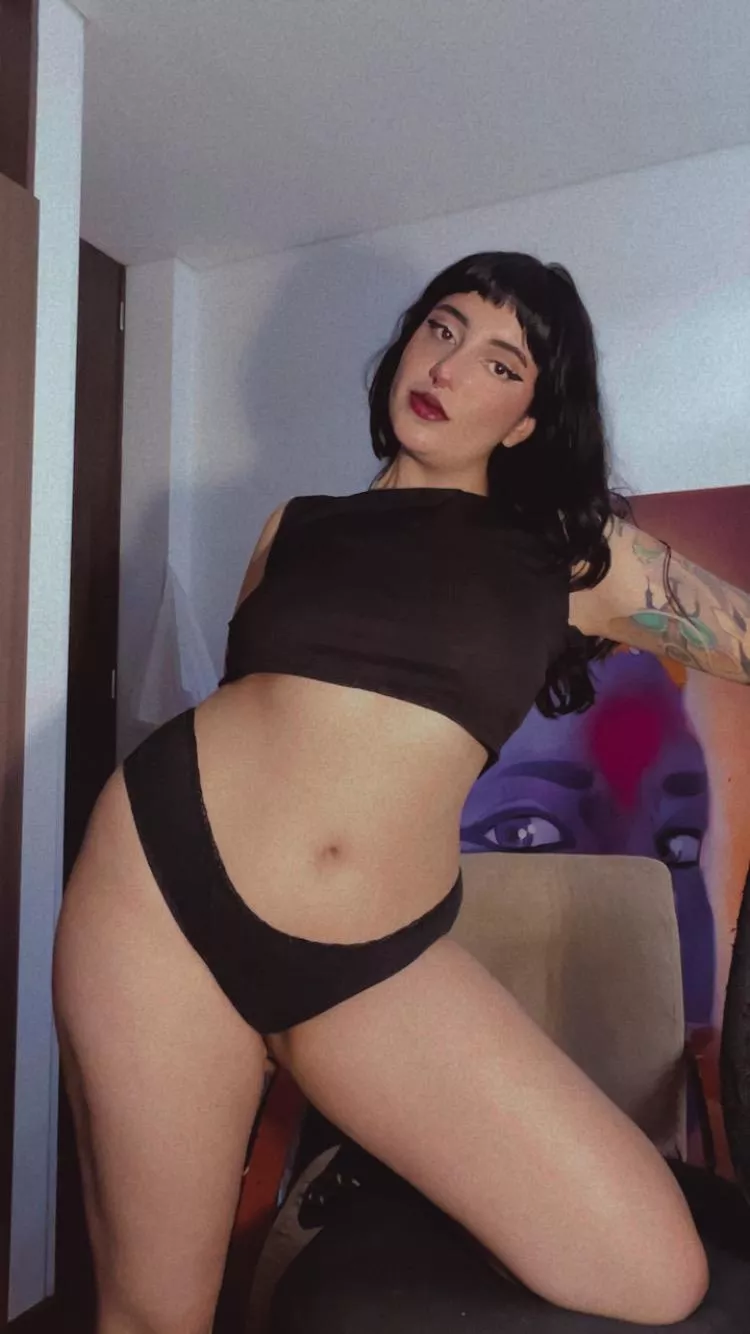 [offer] Imagine spending time with this cute Latina. I am very loyal and charming and I really want to make you happy. Can verify if you want. Just online! 