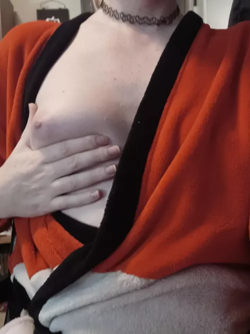 Right now I just want to be someone's kept slut. Not have to worry about stupid life stuff.