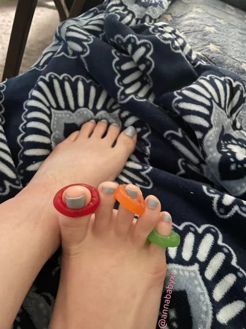 Saving lives, one toe at a time. Go ahead… try to convince me you’re worthy of a taste.😏