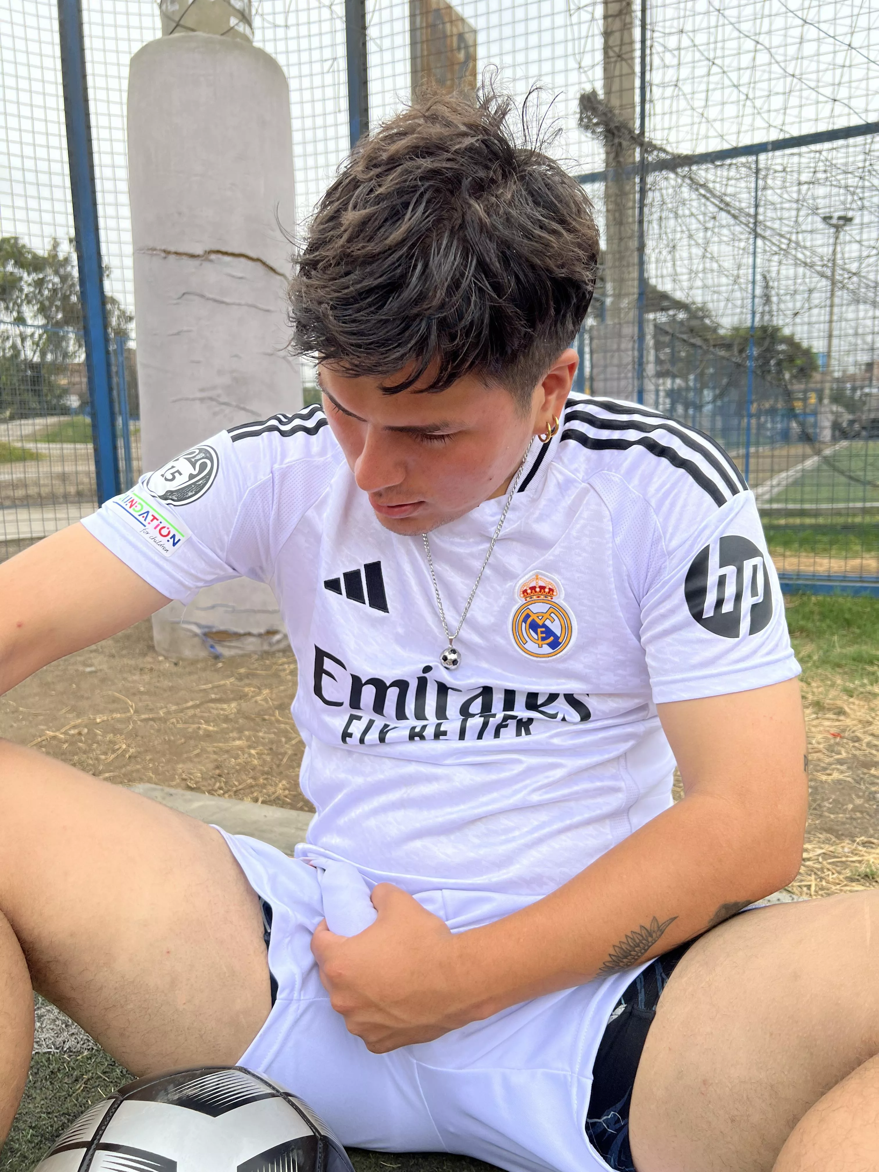 See this bulge? Haha come and eat it