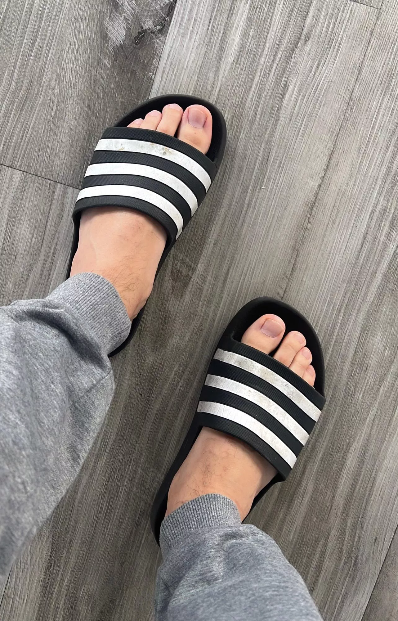 Since you guys loved my last picture…took another one while waiting at the barbershop. 😉