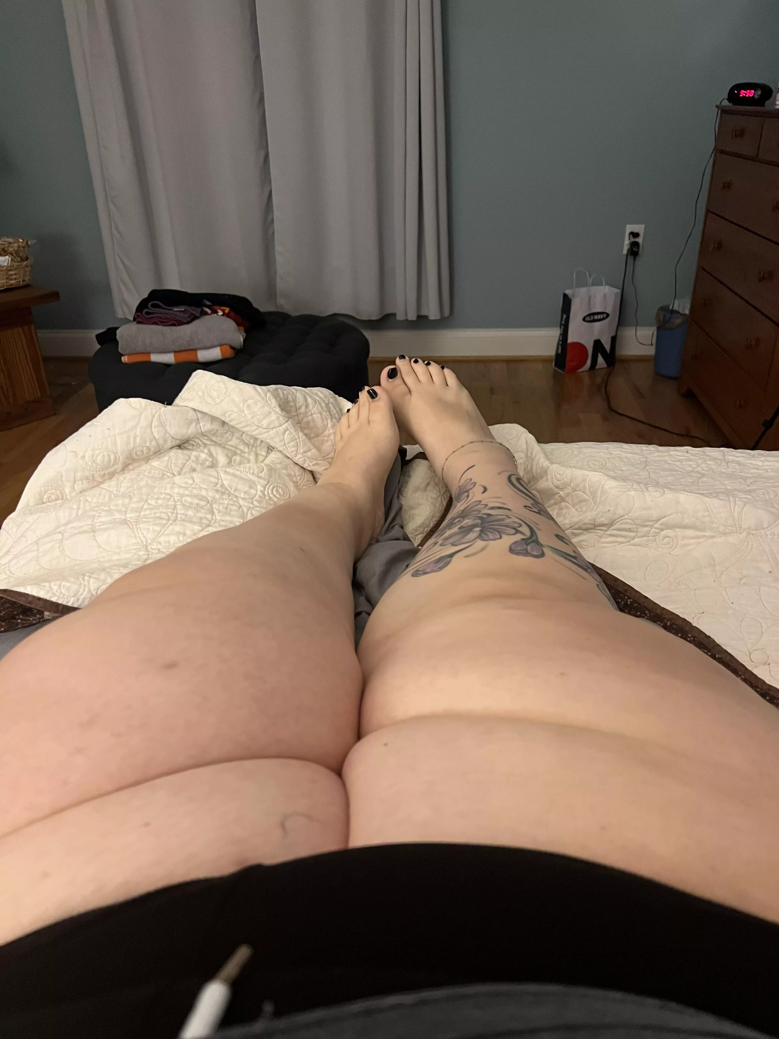 Soft and pillowy, come lay?