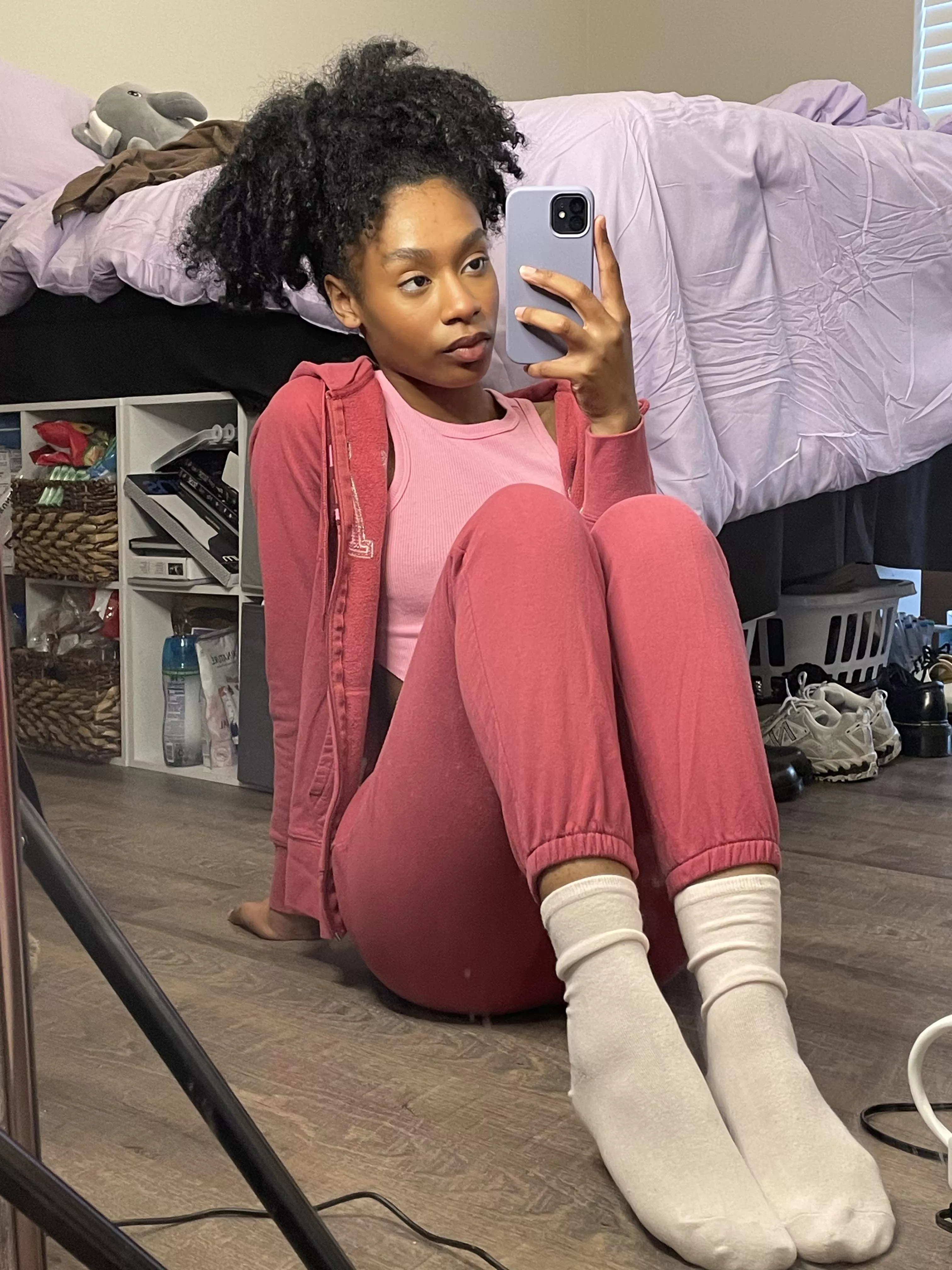 someone send me $1k daily and don’t say a word, you’re welcome in advance.