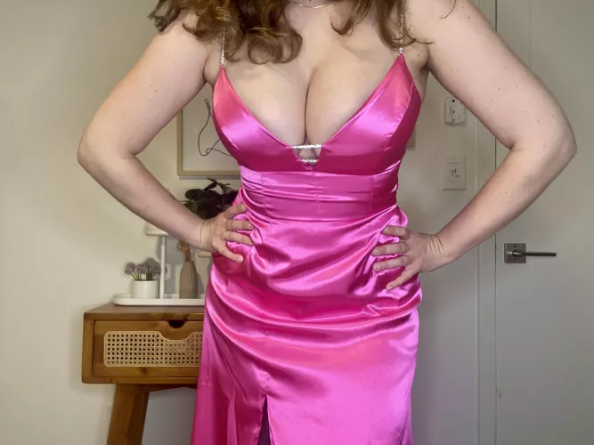Sooo one of my fans bought me a new prom dress to model and I think it fits pretty good. What do you think?