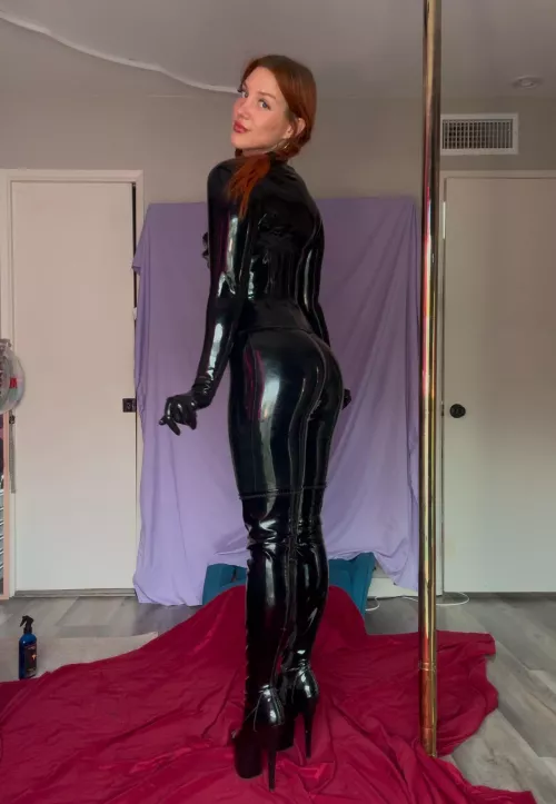 The way my legs look makes me so happy 