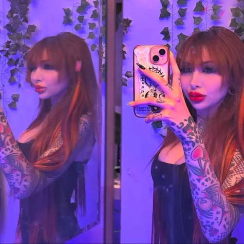 this doll has been loving a red lip recently