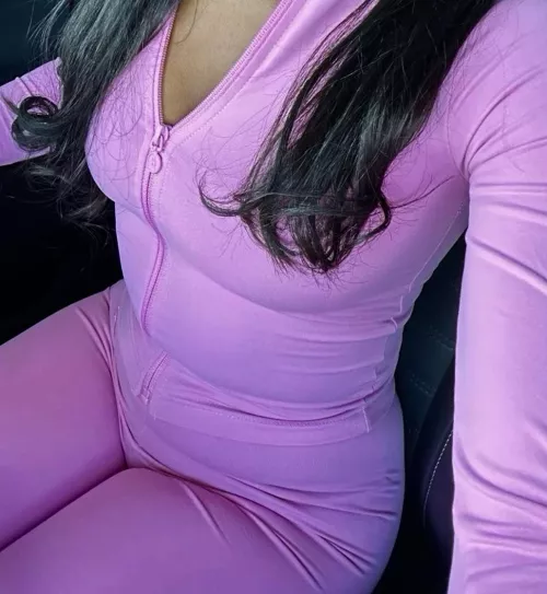 Trying to make me wealthy for the rest of your life makes poverty look good on you. Give in and send like the desperate simp you are.