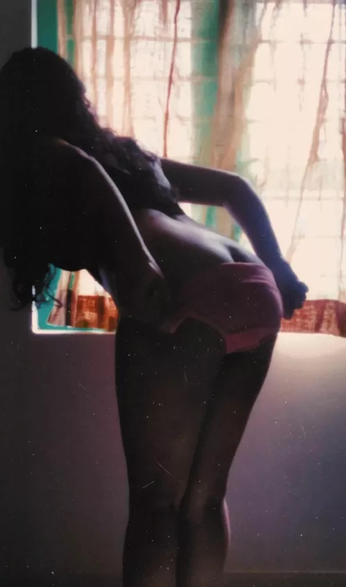 Undress me . Repost cuz it was a hot take 💋 [f]