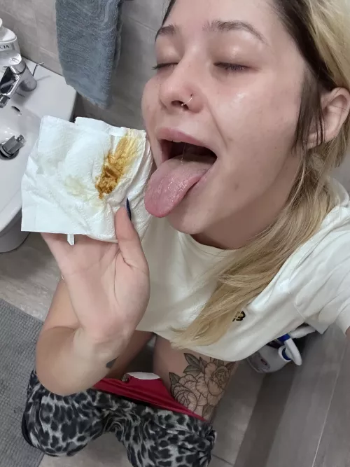 Vip&free tg dirty fetish ( customs and premades) @AttiblitzSofy