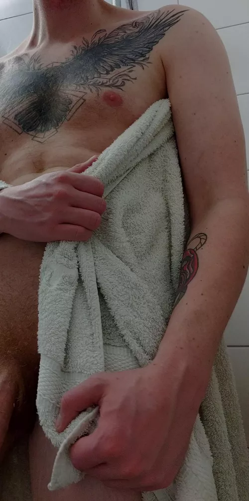 Wander over and say hi 🖤