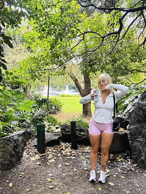 well what would u rate me out of 10? ', )  (Sydney)