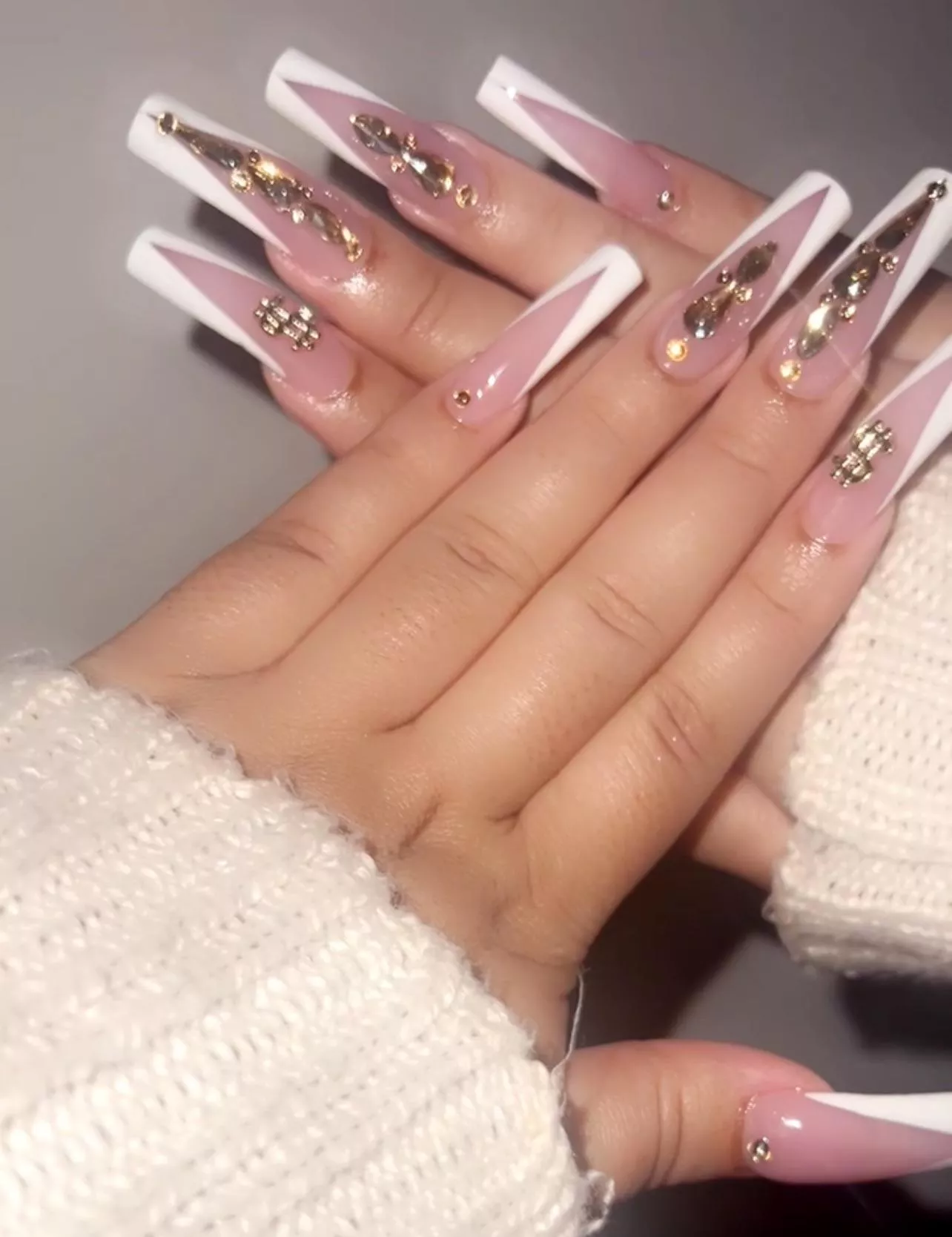 which loser is paying for my next set? 💅🏽🎀