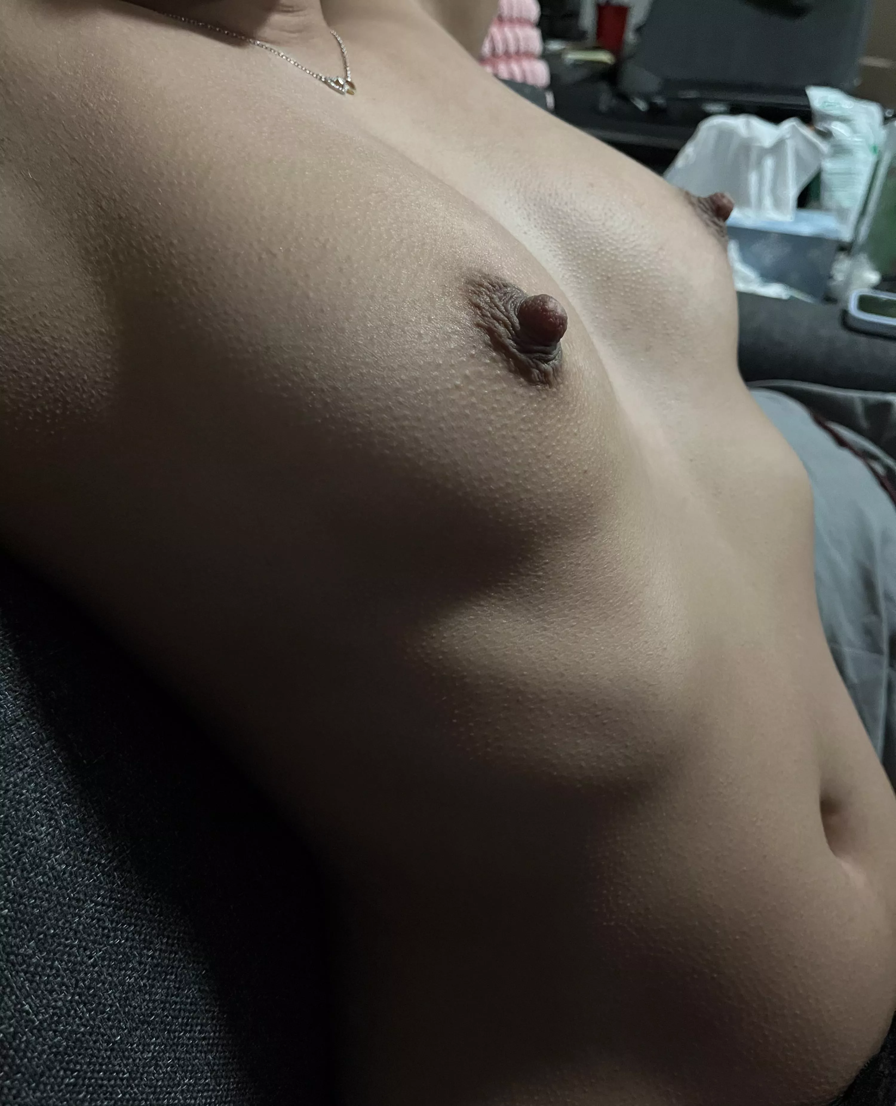 Wi[F]e gave the okay to post. Please leave a few kind words to let her know what you think. I personally love the goosebumps in this pic. 