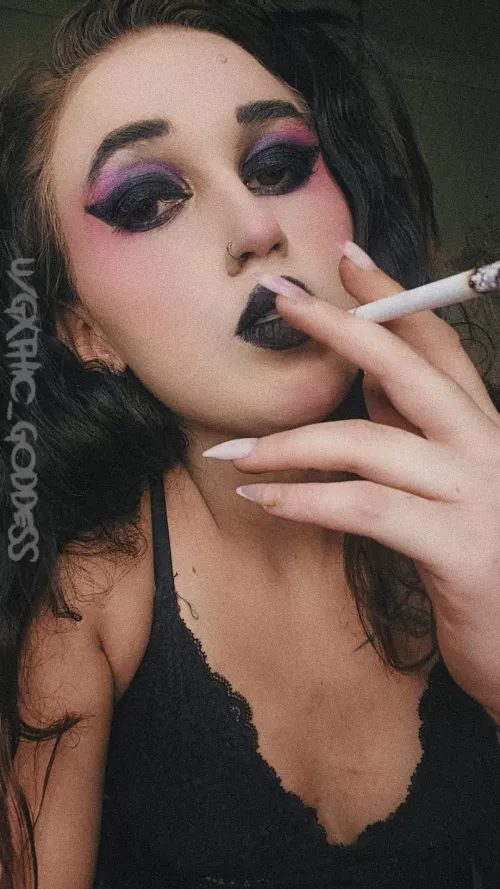 Would you let me smoke while I ride😏