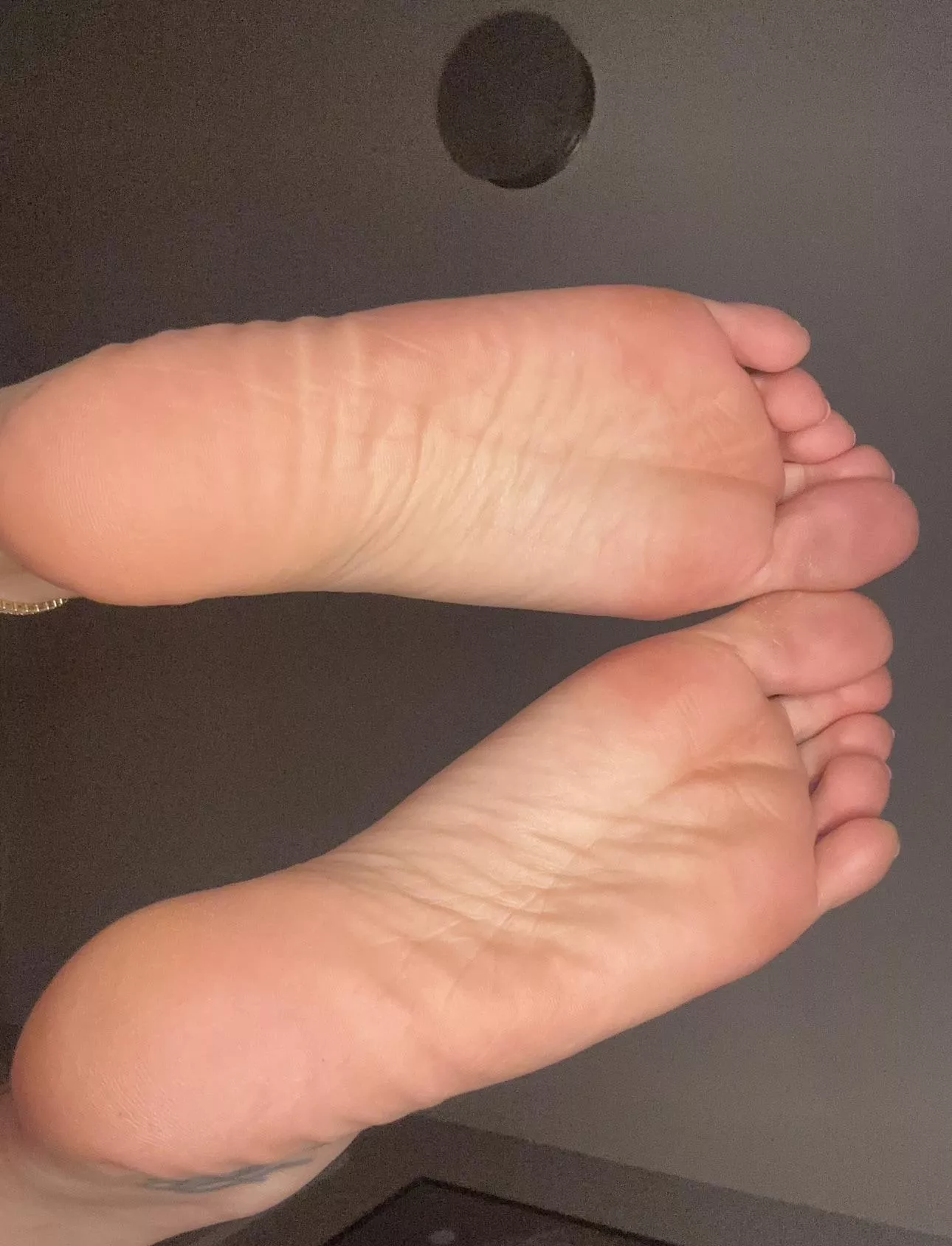 you are a foot freak, aren’t you? imagine how they smell and taste.
