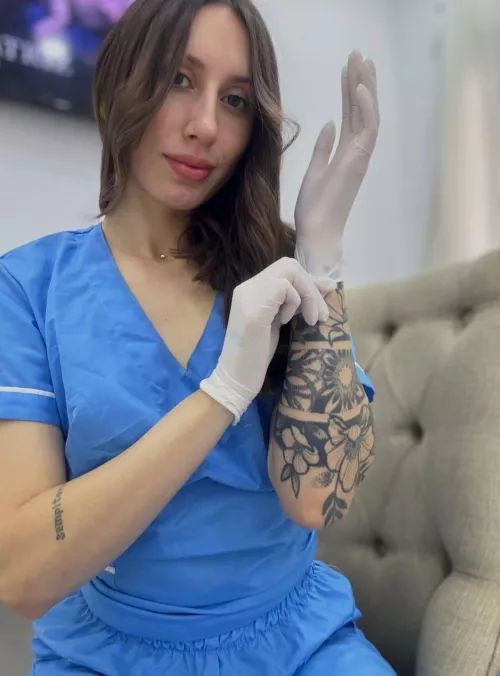 You can either smash or pass.