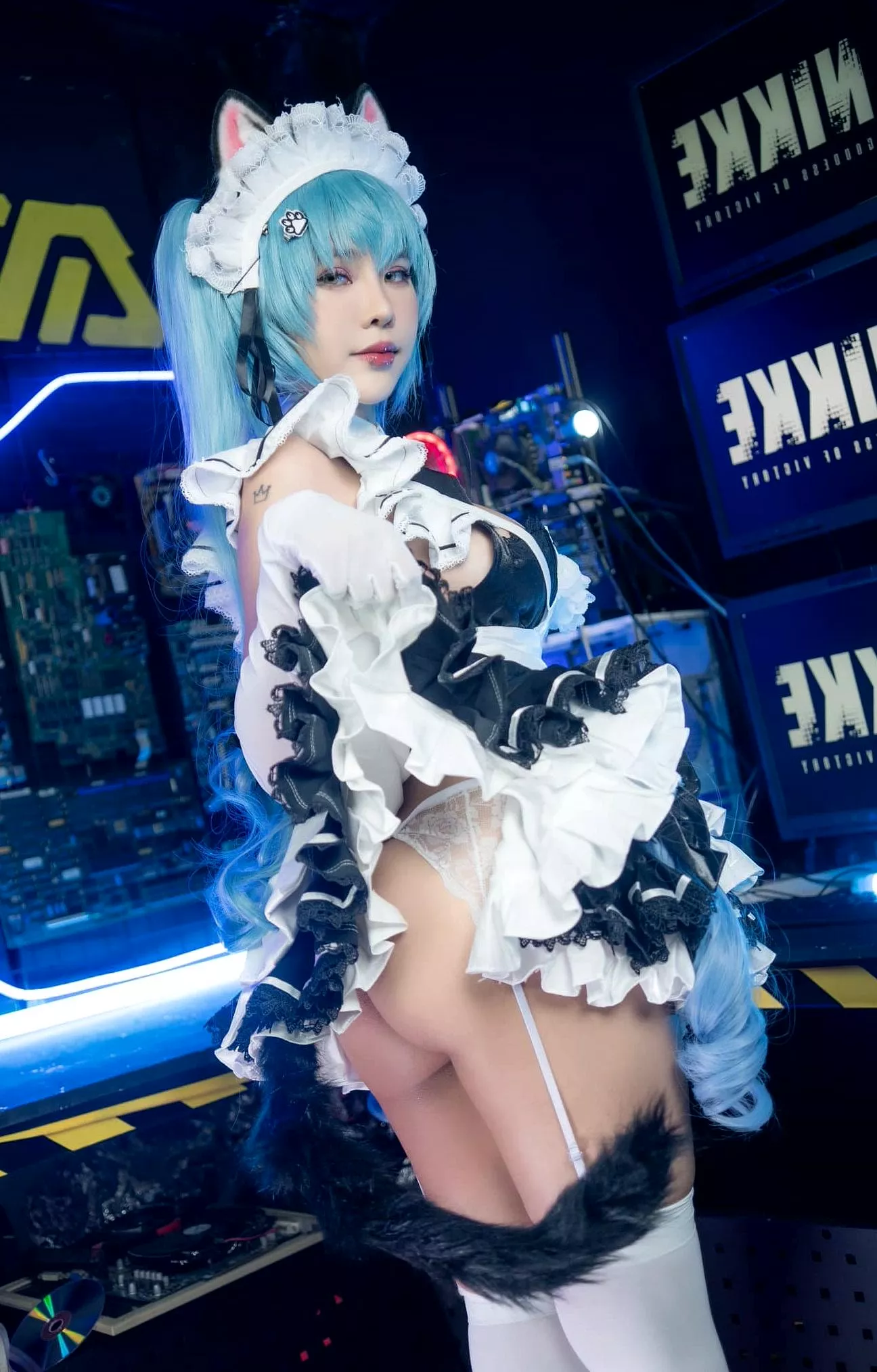 You'd be crazy not to check out this catgirl juicy butt.