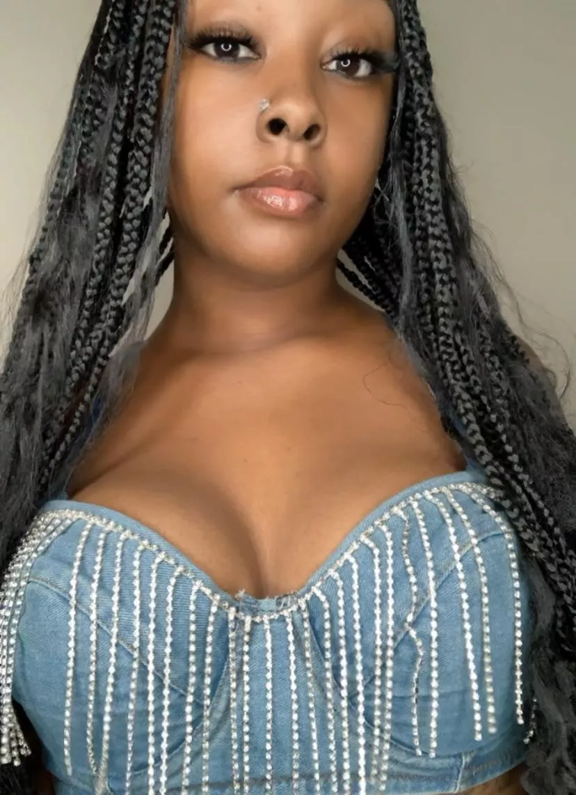 Your wallet craves my attention. 