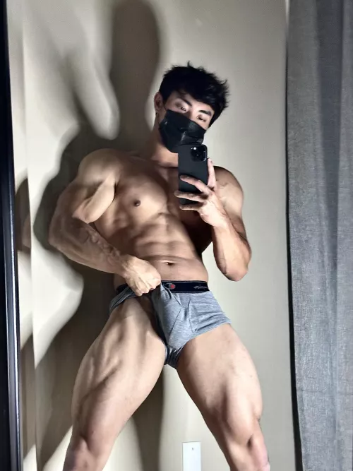 [19] can I paint ur face?