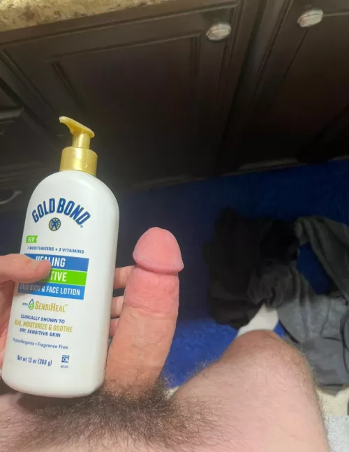 [19] looking for someone with a decent sized cock who can drive to an address tonight to exchange head  