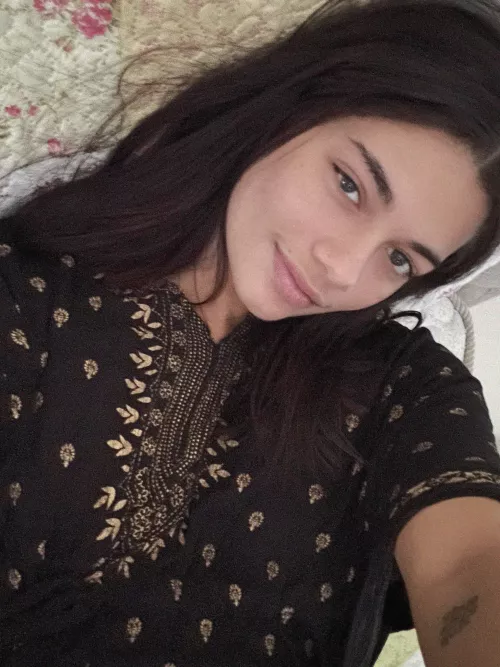 21 [F4M] Wanna play? Let's see if you can keep up.