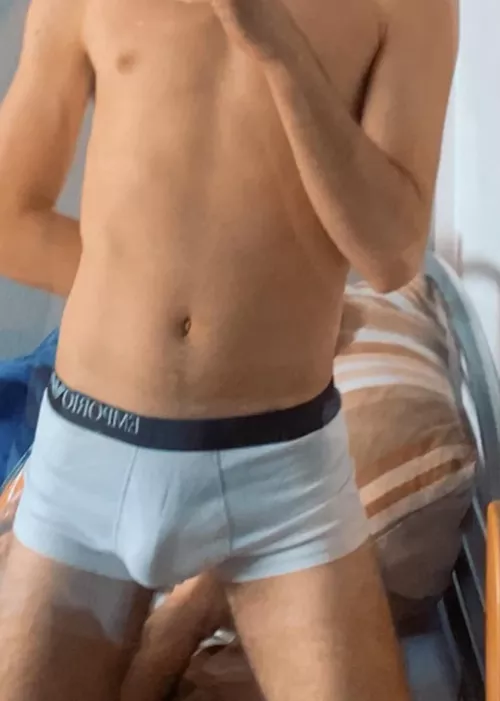 23yo Italian, dom hung men brave enough to compare? 😈 add with risky bets, no pussies, be cocky