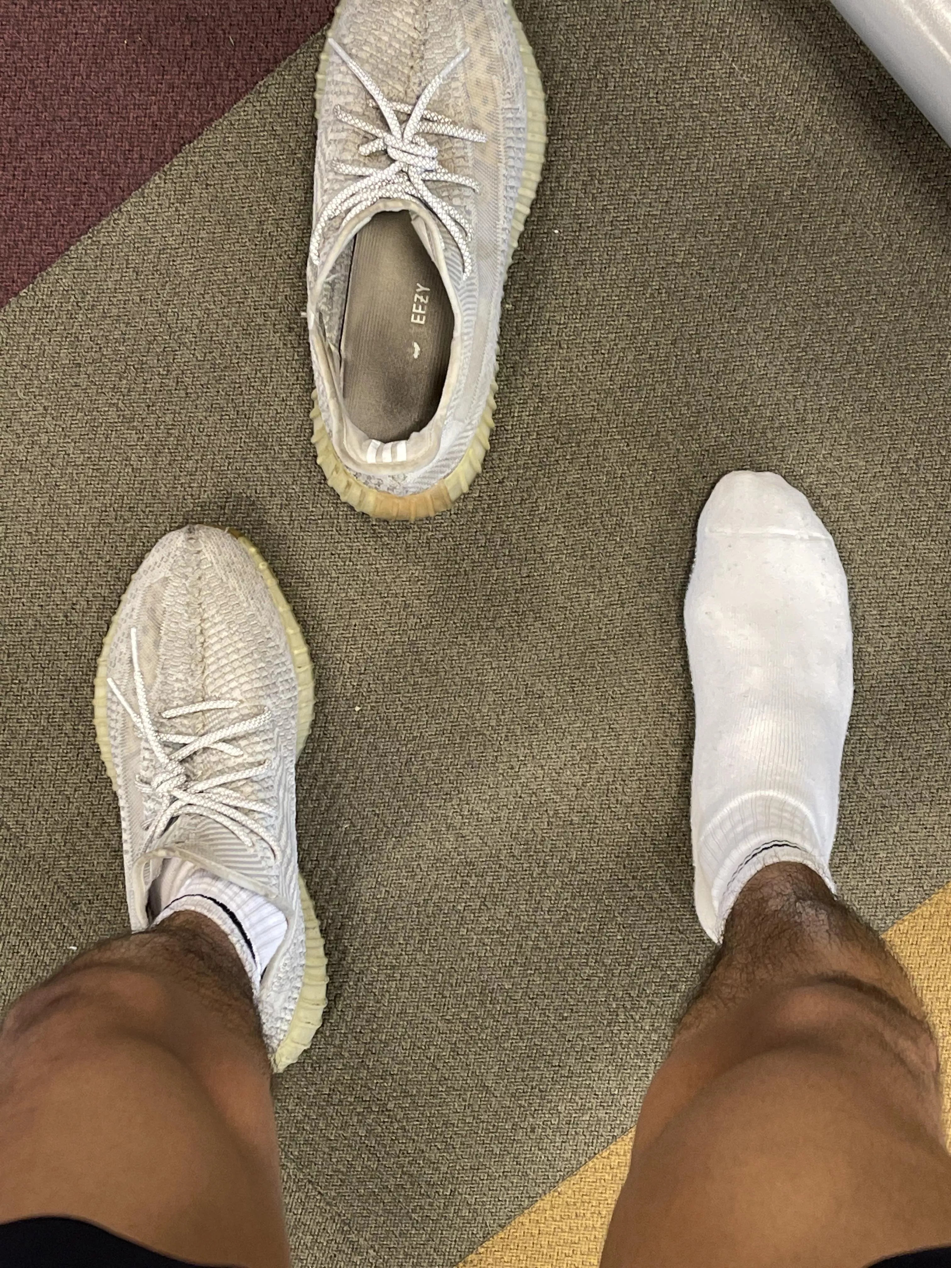 [24] daily gym shoes and socks available 🥵 hmu 