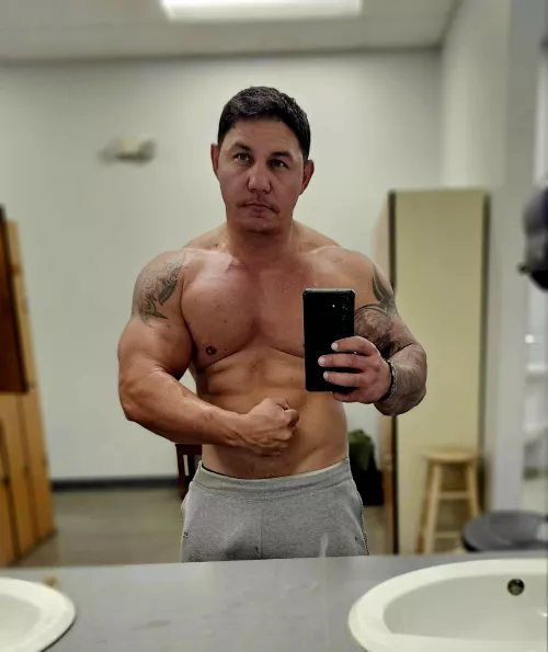 39 Got the side eye from some at the gym