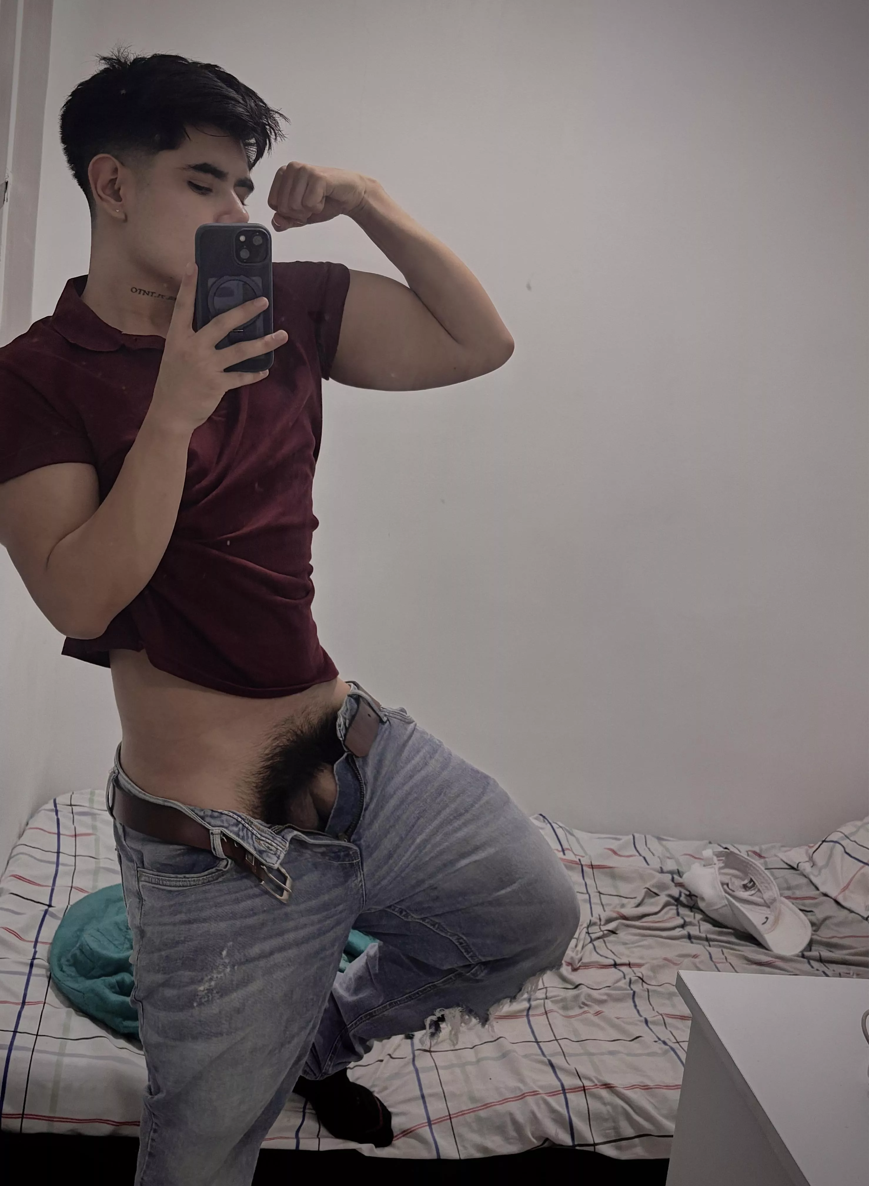 After a long day at university, I would like to sell video calls, pics, Custom videos.🥵