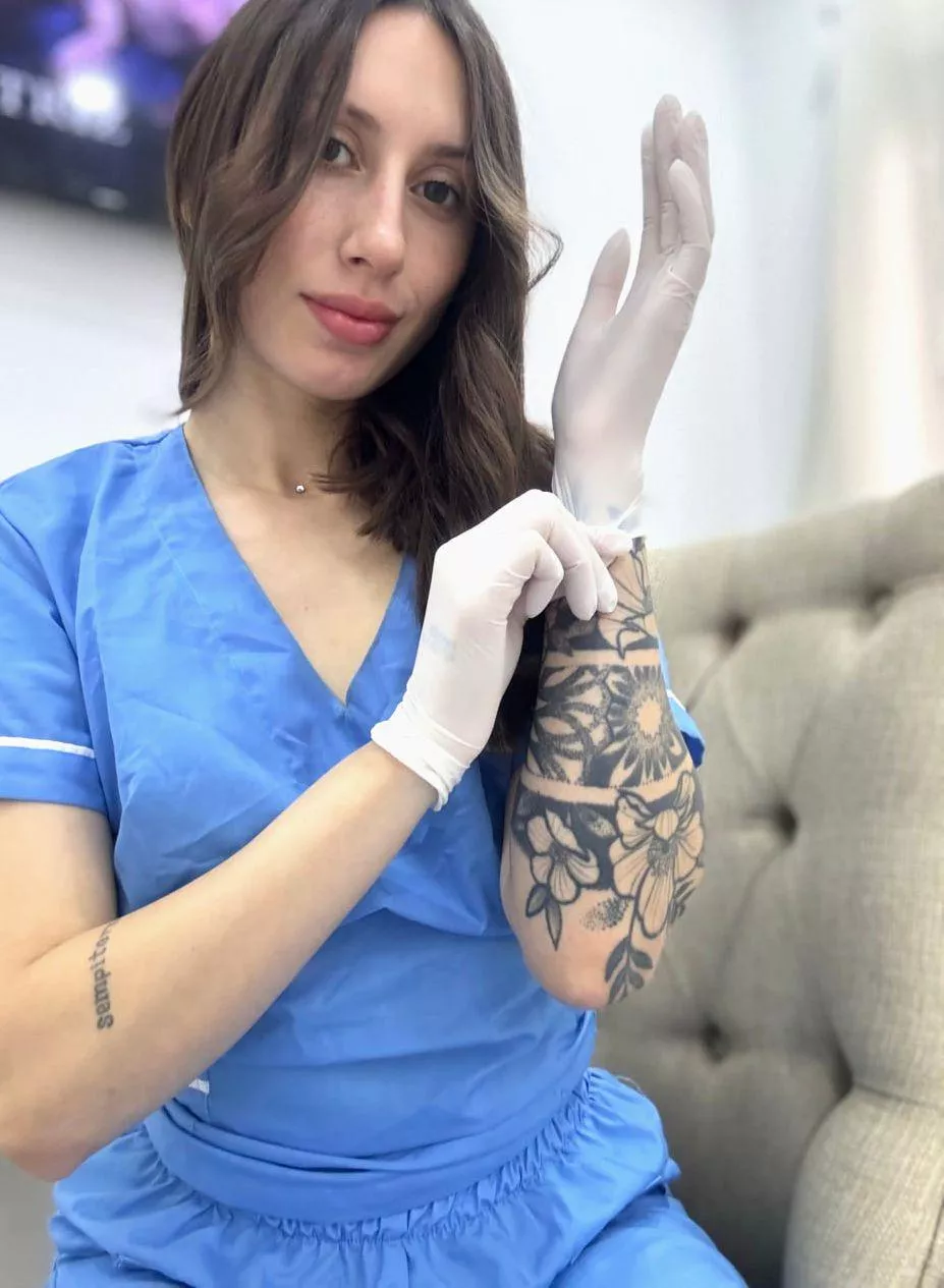 All gloves make me cum