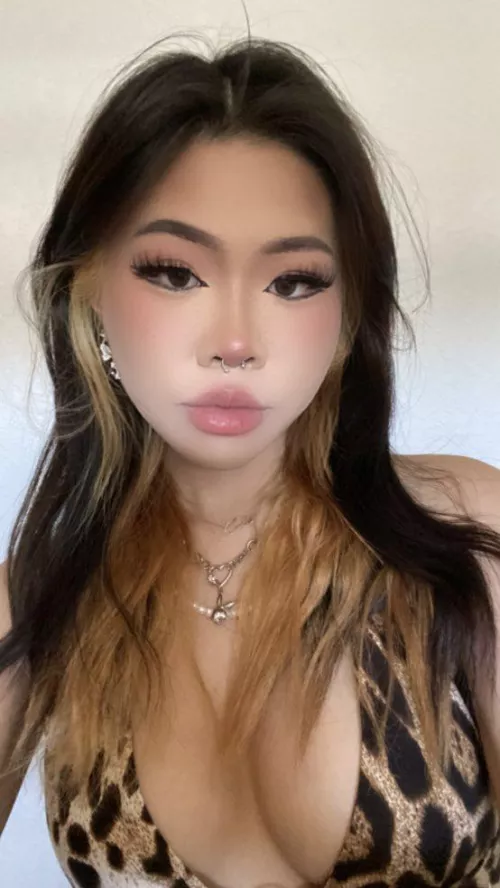 am i a girlfriend material or a bestfriend material?