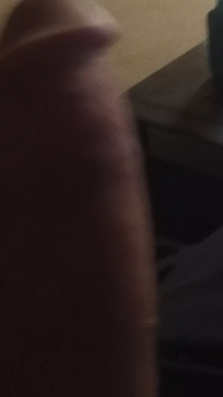 Anyone near Fremont I'm so horny 