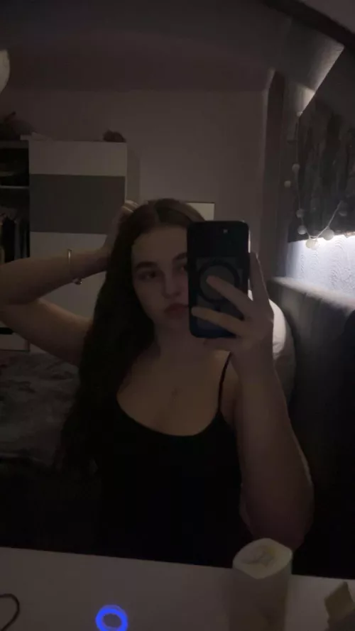 do u think im cute?🤭