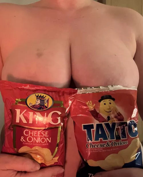 End the age old debate. Tayto or King? ☘️ 