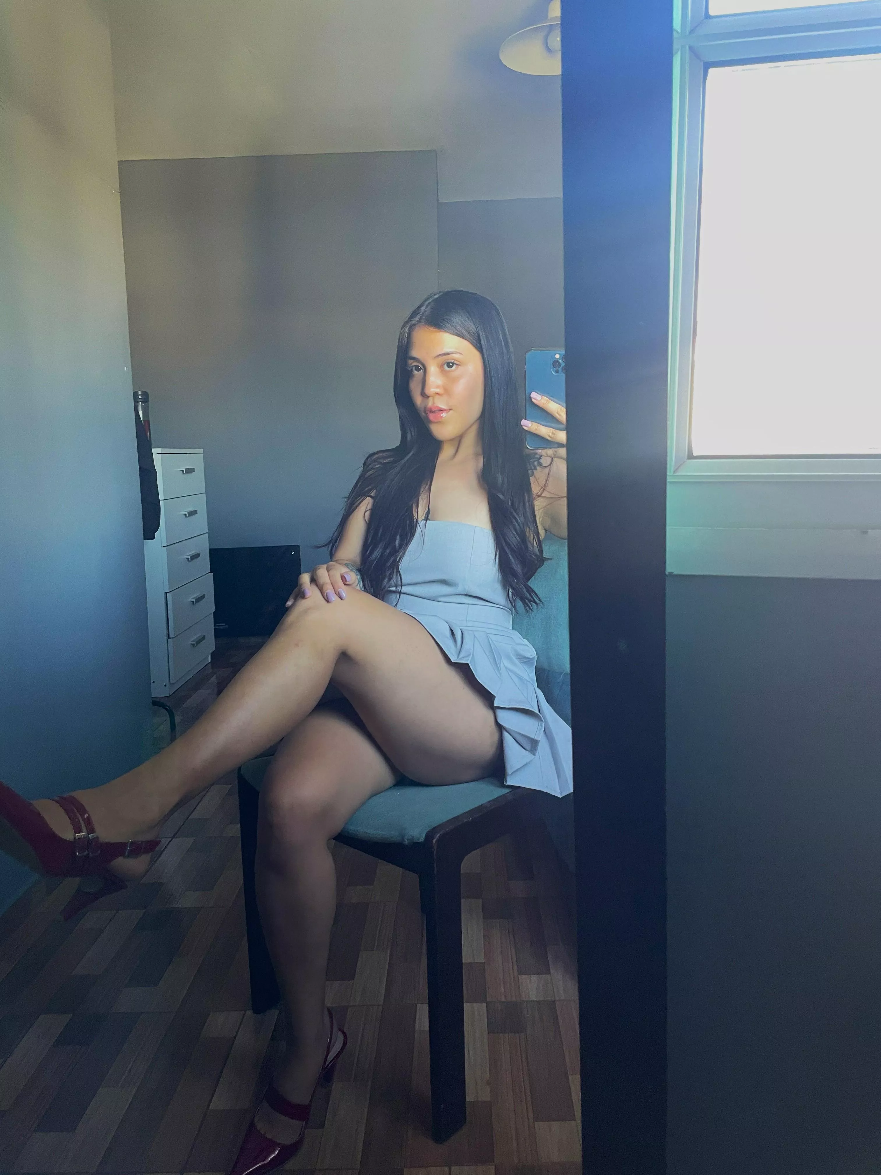 Every day I'm prettier and wealthier, and you can't stop thinking about girls like me humiliating you, just accept yourself.
