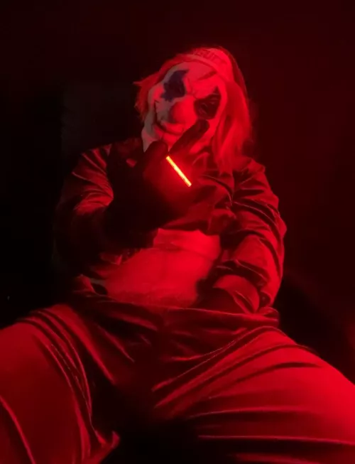 Get on your fucking knees!