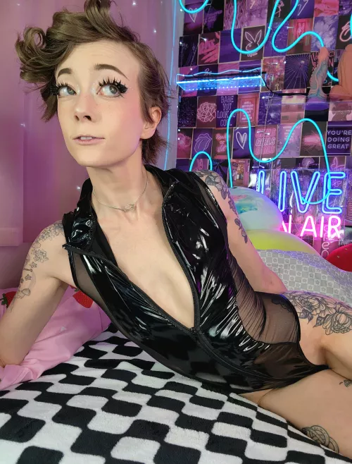 🌈Good morning! Listen to your favorite song today✨ 🏡MOVING SALE🏡 $25 PICK 3 VIDEO BUNDLE😍 At Manyvids.me Cyriis.org 50% off XXX OF w VIP SNAP FREE😈 I'M ON SEXTPANTHER💦 SEXTPANTHER.COM/RILEYCYRIIS