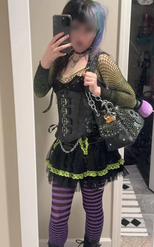 Goth Domme 🖤🧛🏻‍♀️