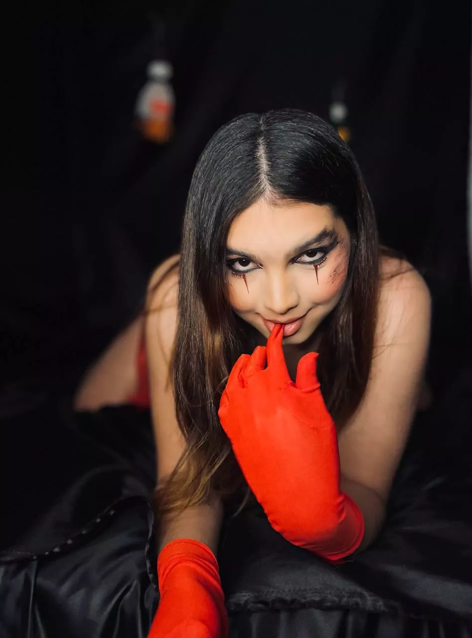 Help me get undessed