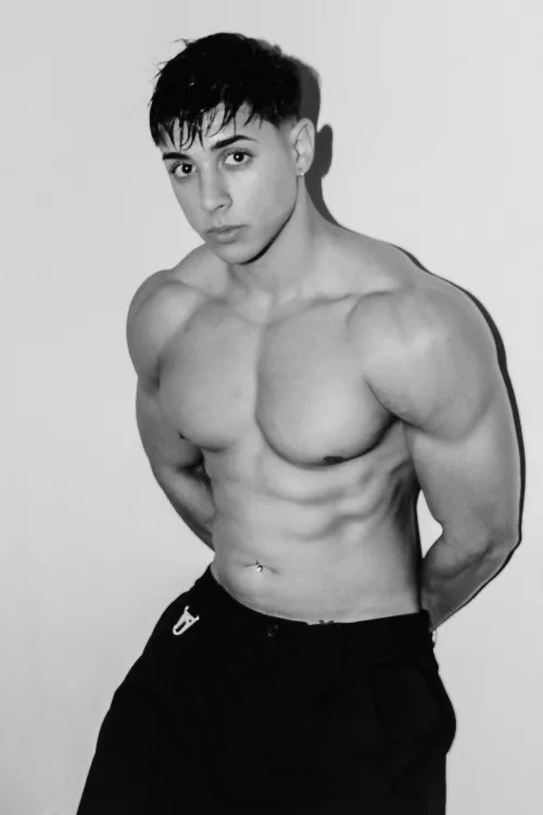 How much do you love biceps? 🥵