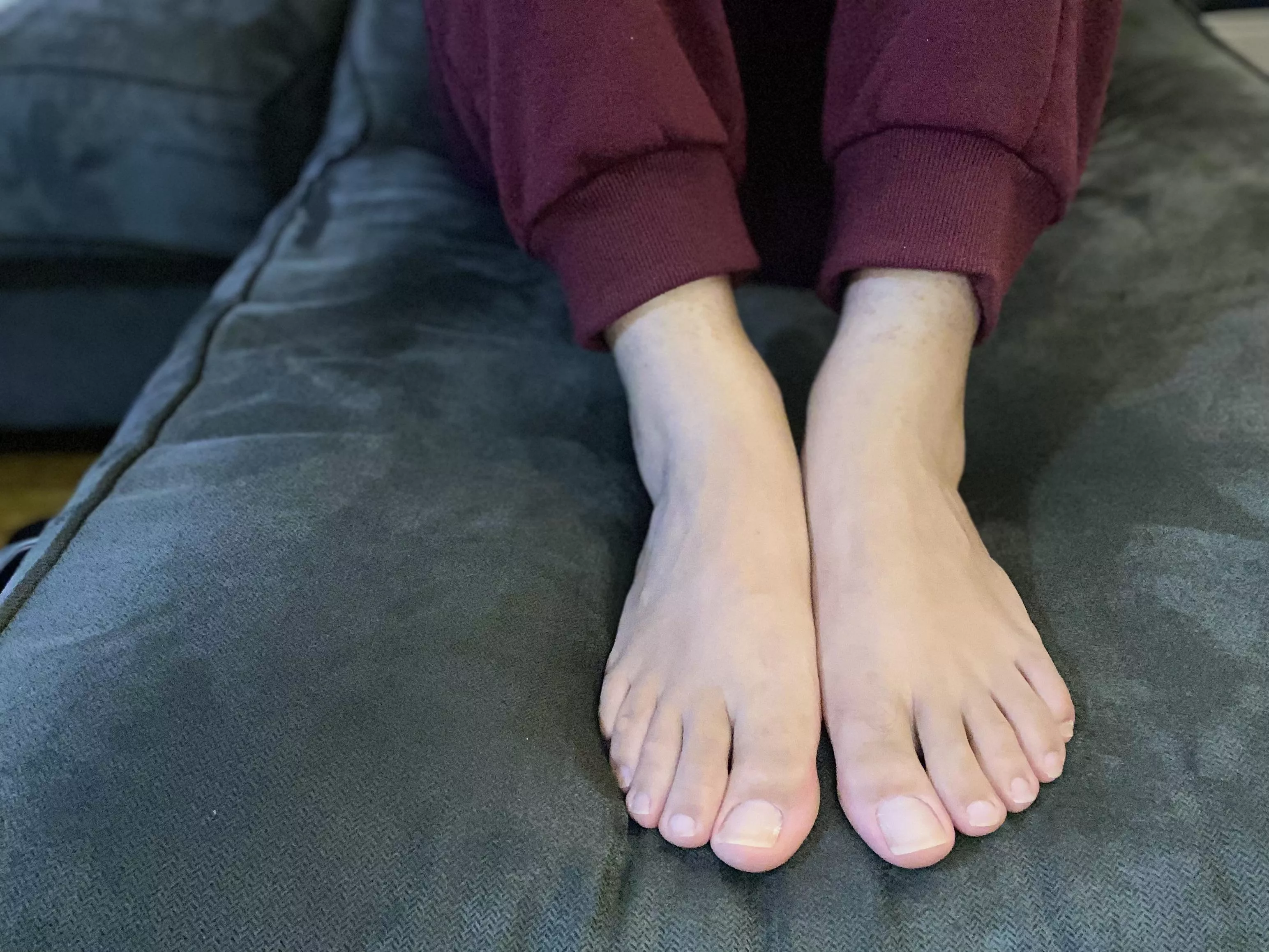 I always showed what’s under but never show what on top. What do you Reddit users think? 