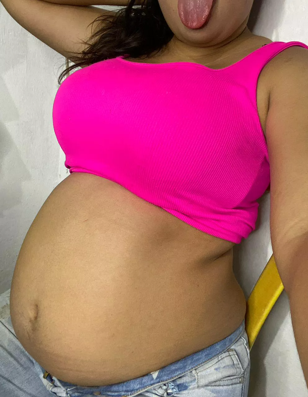 I am alone with my pregnancy and I want a daddy to fulfill his dream with my belly telegram @Tifany55