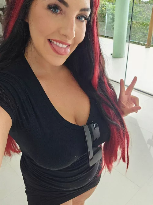  i hear most of the guys are into chubby girls, am i good enough?