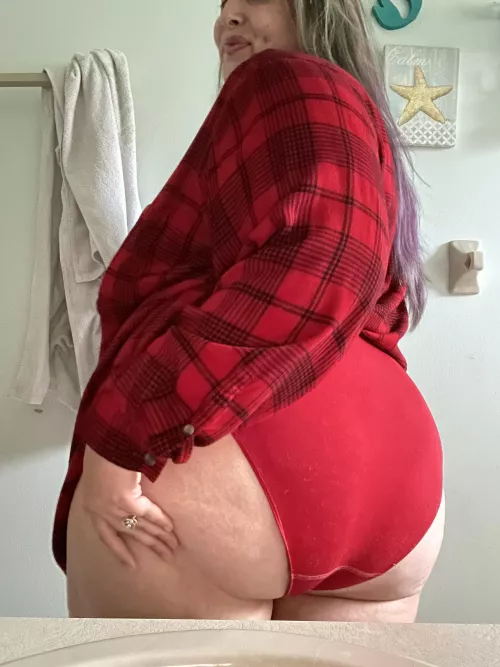 I think red is quite nice on me ❤️