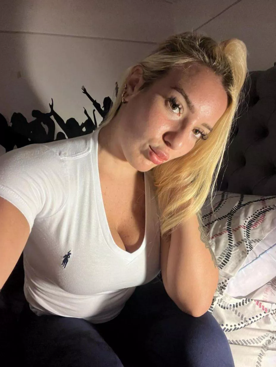 If you’re looking for something bold and fun tonight. You’re in luck; 19 F here to show you how 😜
