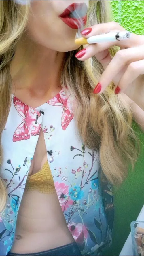 I'll leave you breathless, and my lips will leave you wanting more