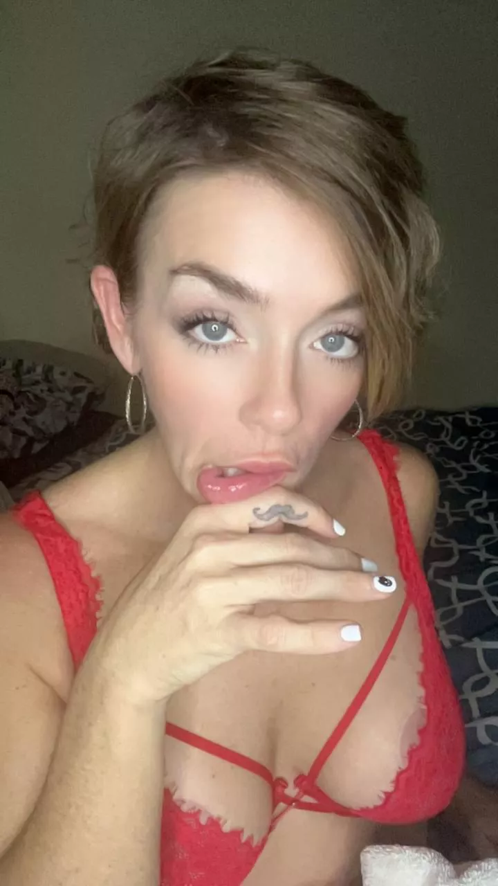 im just cleaning up your cum ok