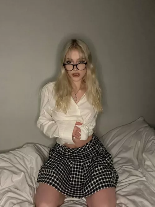 I’m taking notes from my bed.