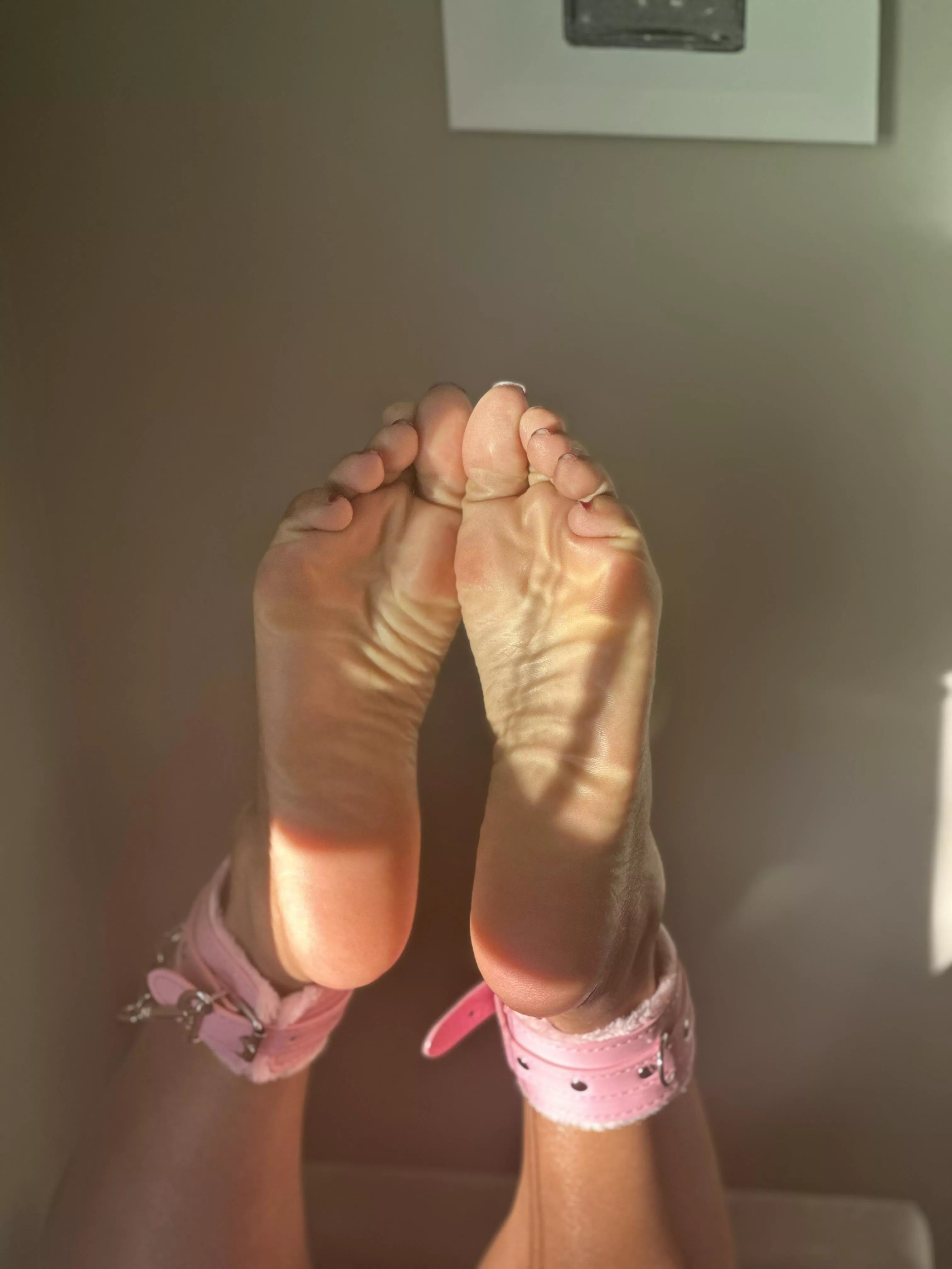 It’s cuffing season 😈